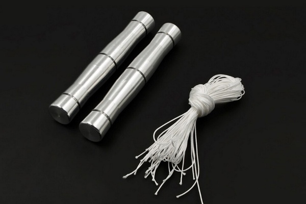 Инструмент для демонтажа эмблем